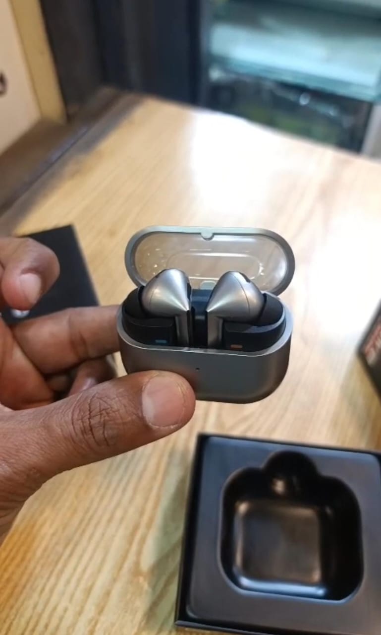 Samsung Galaxy Buds 3 Pro Wireless Bluetooth Earbuds by Afraz – ANC Noise Cancellation, HD Sound & Ultra-Long Battery Life