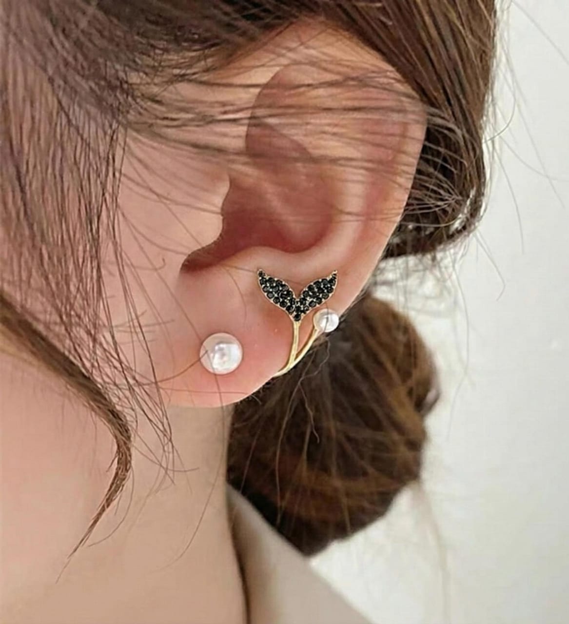 Afraz AUJ-939 Korean Fish Tail Earrings – Elegant Mermaid Tail Jewelry