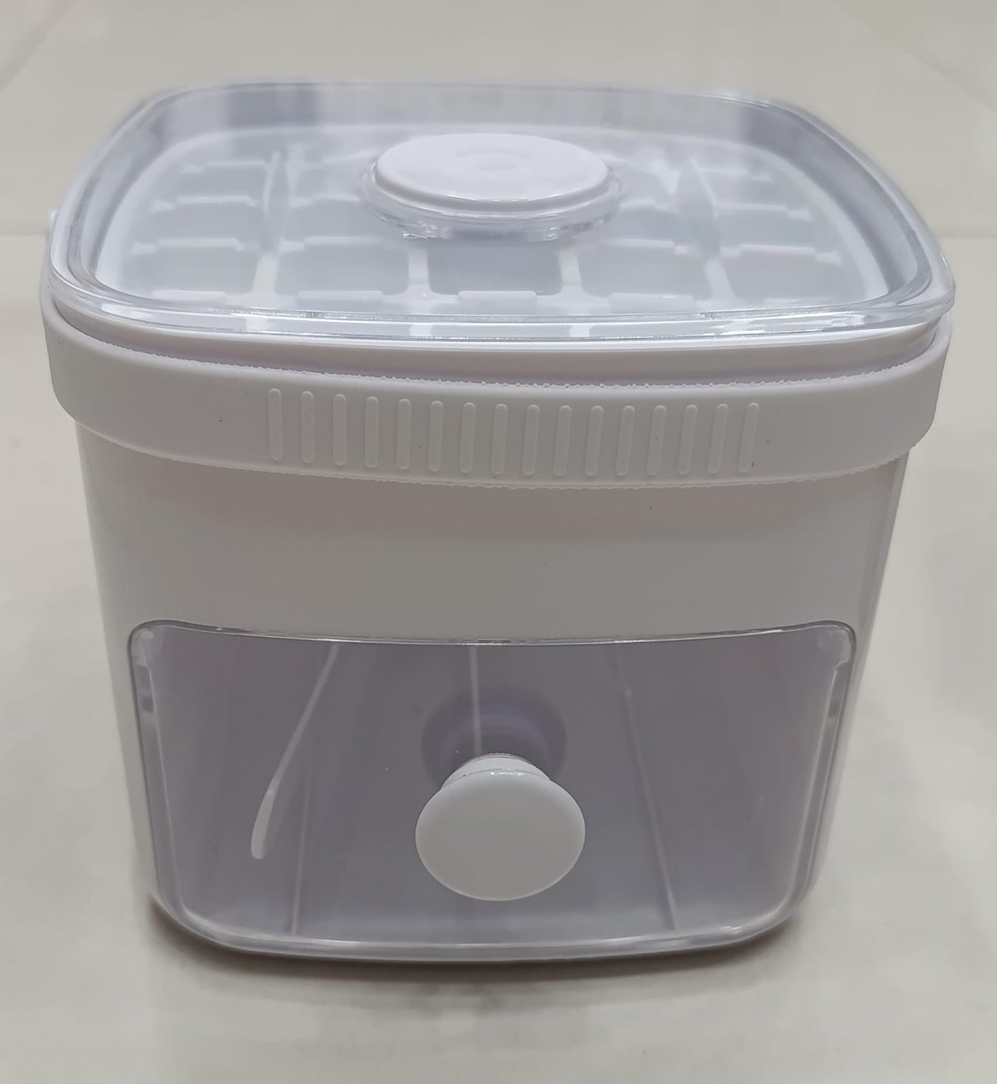 Afraz Double-Layer Ice Cube Tray with Storage Box & Handle – Rapid Release Freezer Mold for Cold Drinks
