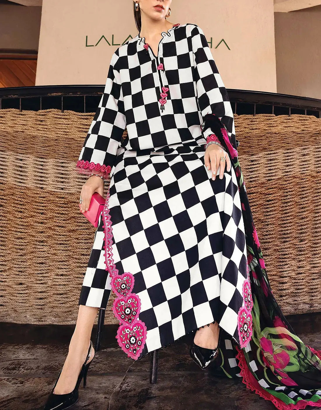 Afraz  Elegant Checkerboard Embroidered Lawn 3Pc Unstitched Suit