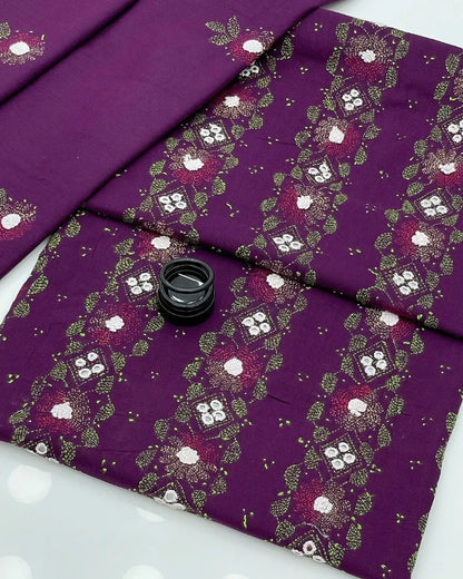 Different HandMade Embroidered Dresses 👗. Fabric : Lawn , Cotton Khaddi Khadar 3 PC Dress. | Buy online from afraz.pk 