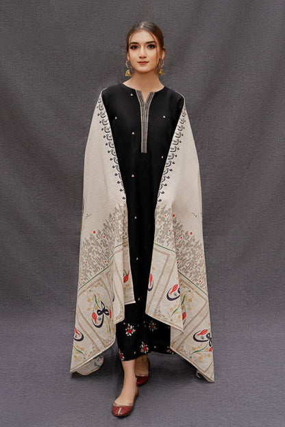 Women’s Black Embroidered Kurt a with Floral Shawl – Elegant Traditional Wear