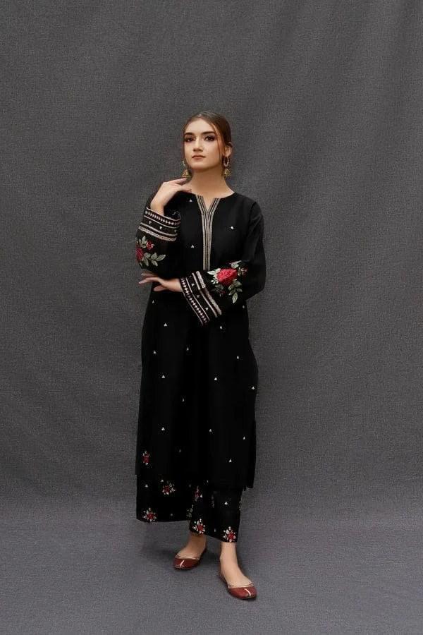 Women’s Black Embroidered Kurt a with Floral Shawl – Elegant Traditional Wear