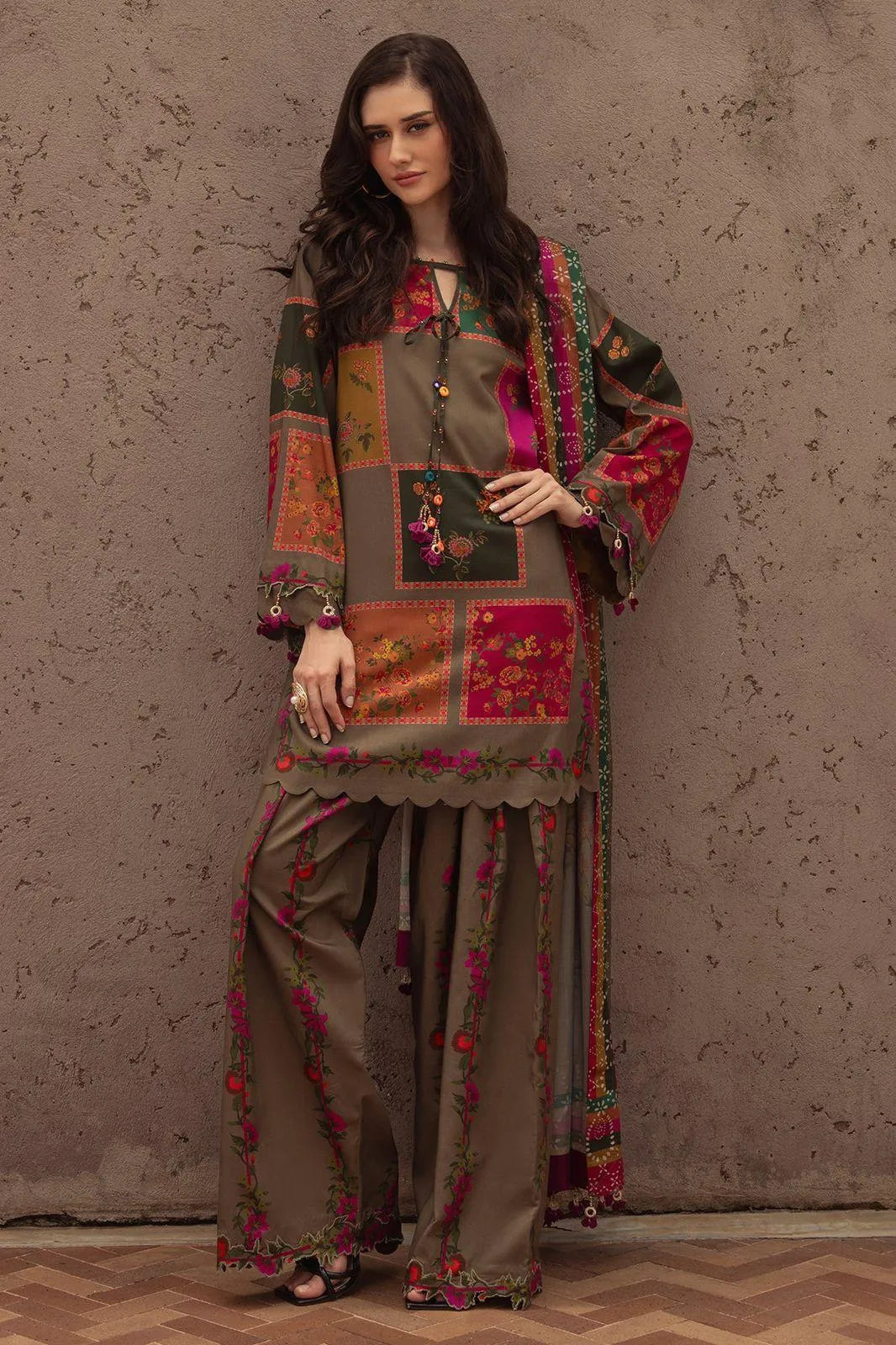 Brown Digital Print Lawn 3Pcs Set for Women