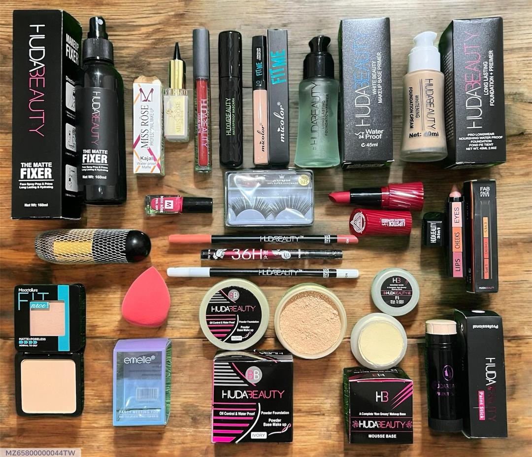 Ultimate Makeup Kit 20 in 1 – Foundation, Concealer, Primer & Beauty Essentials Set