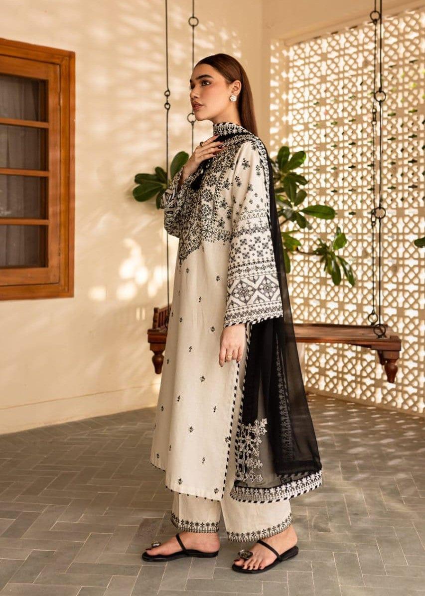 Women’s Embroidered Cotton 3PC Suit – Premium Lawn Style (Medium & Large)