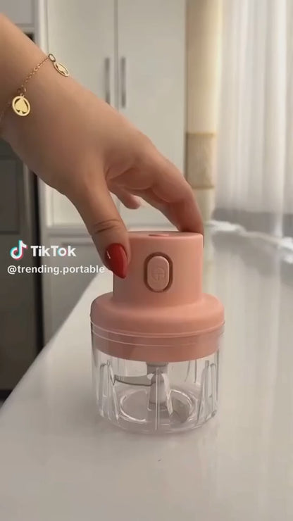 Afraz USB Rechargeable Mini Food Processor & Meat Mincer | 250ml Portable Vegetable Cutter